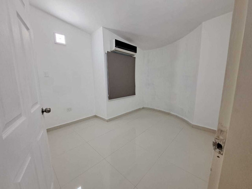 Imagen 11 de 20 de Rosaura Cortez Vende Apartamento Duplex En San Diego Res. Cumbres De San Diego Cerca De Fin De Siglo