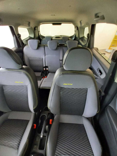 Imagem 11 de 13 de Chevrolet Spin Activ 7s 1.8 (flex) (aut)