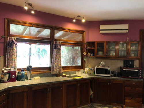 Casa Excelente Calidad En Barrio De Chacras