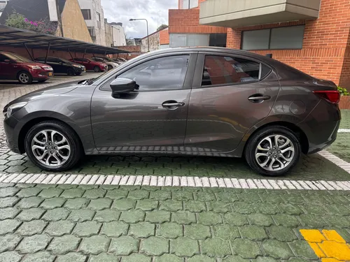 Mazda 2 1.6 Grand Touring Aut