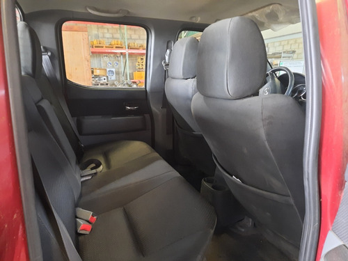 Imagen 5 de 6 de Camioneta Mazda Bt-50 4x4 2013