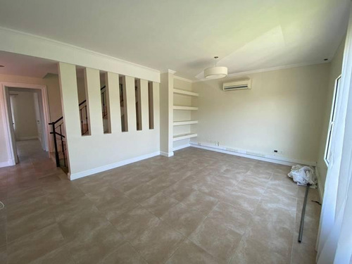 Imagen 4 de 21 de Excelente Casa Estilo Racionalista!