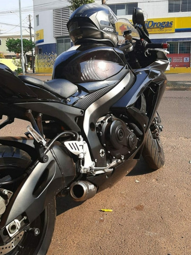 Imagem 1 de 4 de Suzuki Gsx-r 750