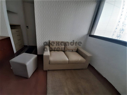 Imagem 4 de 15 de Apartamento De 1 Dormitório Todo Mobiliado Para Locação Em Moema - 641