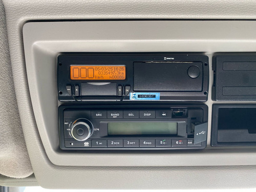 Volvo Vm 270 Cabine Leito Ano 2022 Sider 8 Metros 14 Paletes