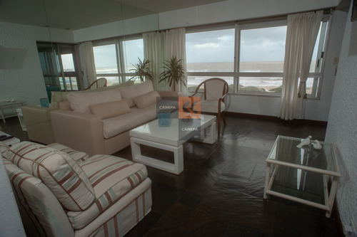 Excelente Departamento Frente Al Mar- Ref: 9110