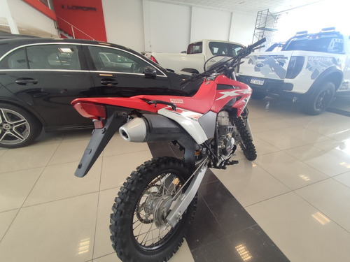 Imagen 4 de 5 de Honda Tornado Xr 250