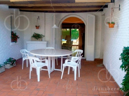 Imagen 13 de 15 de Punta Del Este, Mansa , Chalet De 4 Dormitorios Y Piscina- Ref: 43281