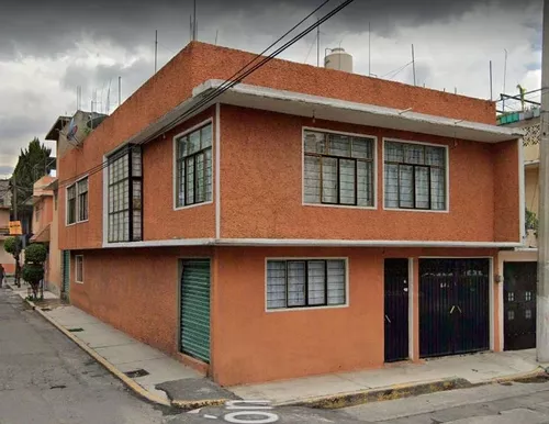 Excelente Casa. Remate Bancario. Iztapalapa. Cdmx | Metros Cúbicos