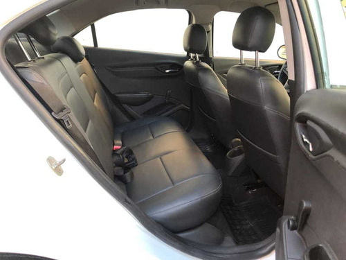 Imagem 12 de 15 de Chevrolet Prisma 1.0 Lt Manual Som Multimídia, Câmera De R