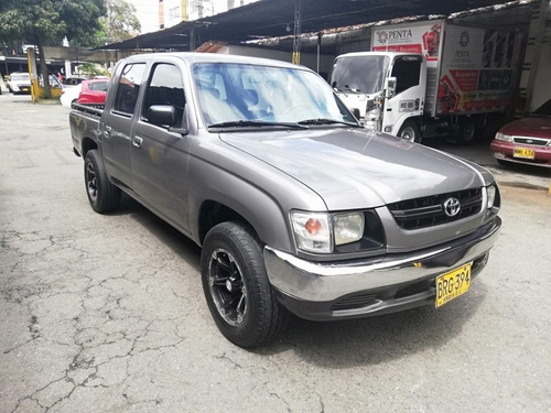 Imagen 1 de 12 de Toyota Hilux 2005 2.4l 4x2