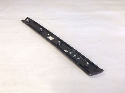 Moldura Ext Puerta Delantera Izquierda Bmw 320ia Mod 98-07 (Usado)