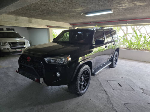 Toyota 4runner  Sr5