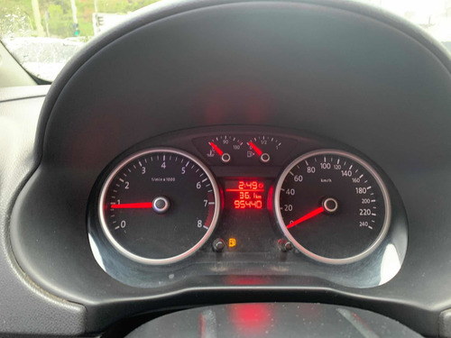 Imagem 2 de 6 de Volkswagen Saveiro 2011 1.6 Cab. Estendida Total Flex 2p