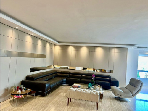 Se Alquila Apto 251m2 4h+s/5b/2p Santa Rosa De Lima