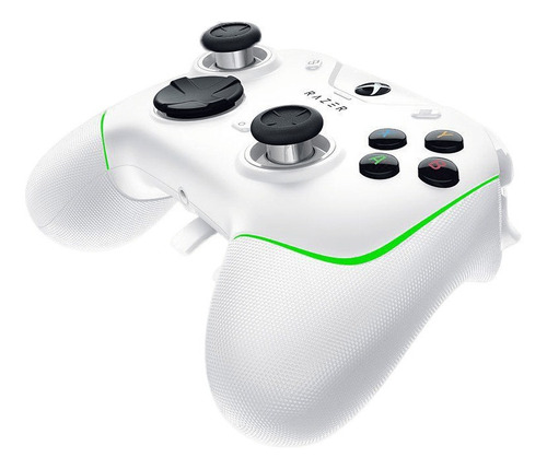 Imagen 2 de 4 de Joystick Razer Wolverine V2 Chroma blanco