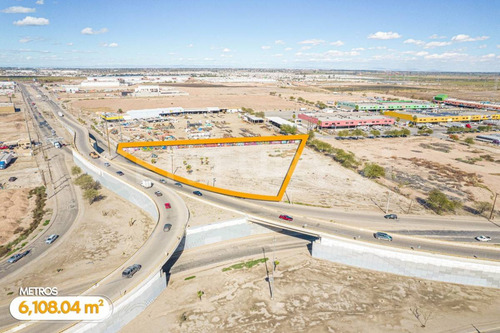 Terreno En Venta A Pie De Blvd Lazaro Cardenas En Mexicali, B.c.
