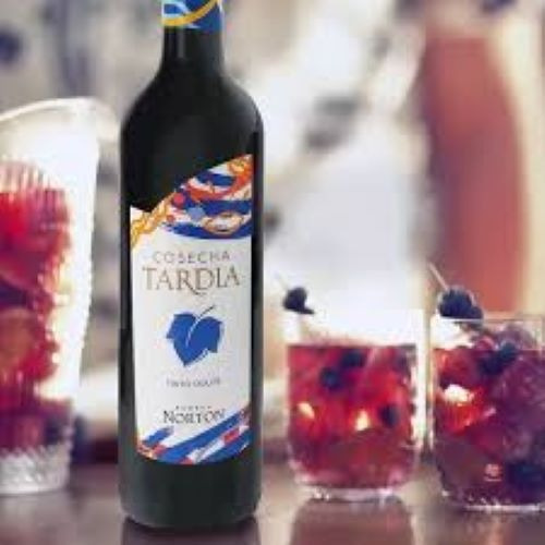 Vino Norton Cosecha Tardia Tinto Dulce 750cc Caja X6 Un