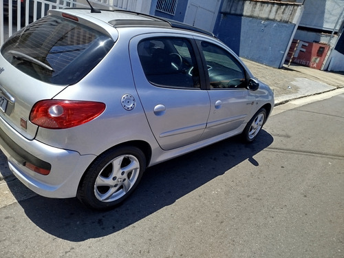 Peugeot 207 1.4 Quiksilver Flex 5p