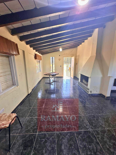 Excelente Predio Comercial, 3 Piletas, Baños, San Vicente, Alquila Ramayo Propiedades