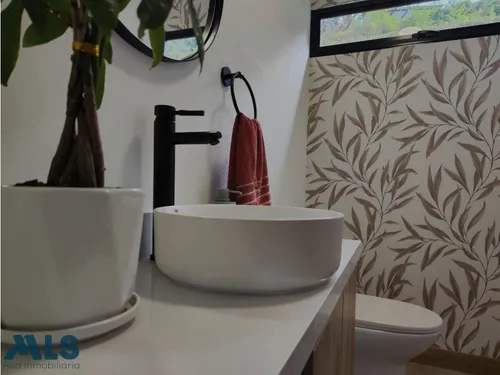 Casa Moderna En Altos De Las Palmas(mls#246252)
