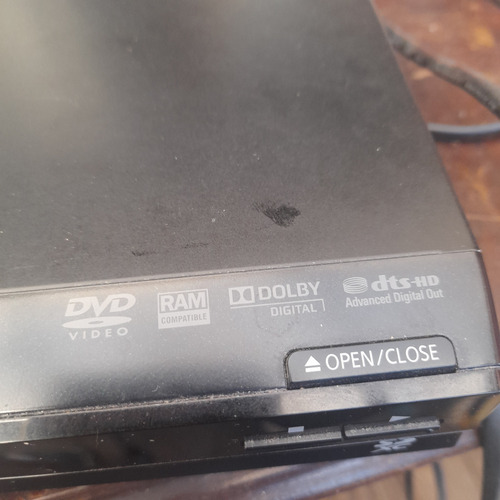 Imagem 4 de 9 de Bluray Disc Panasonic Dmp-bd45 Funcionando, Com Controle