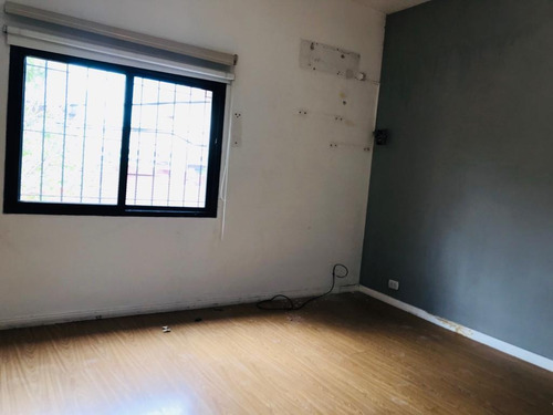 Imagen 6 de 10 de Casa 6 Ambientes En Venta En Carapachay