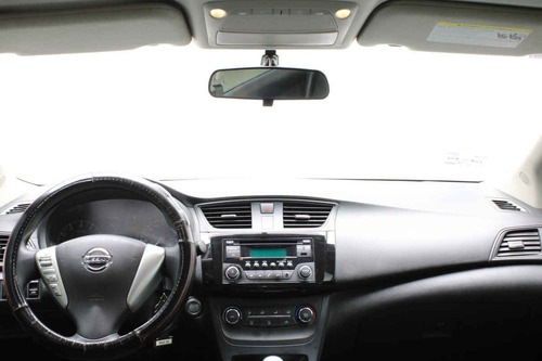 Imagen 12 de 15 de Nissan Sentra 2019 4p Sense L4/1.8 Man