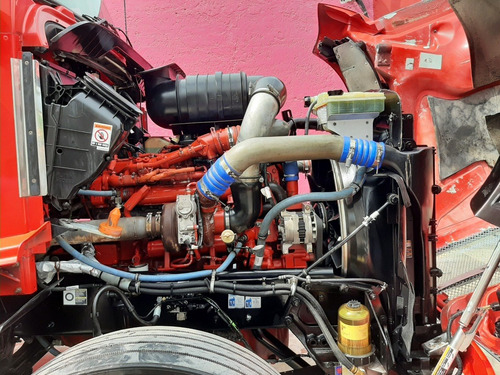 Imagen 13 de 14 de Tractocamión Kenworth Rojo 2013