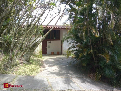 Imagem 1 de 15 de Casa Residencial - Centro - Ref: 38969 - V-c37-38969