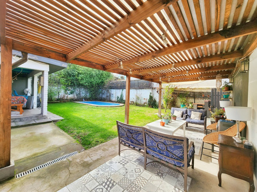 Amplio Jardin - Remodelada - Bradford