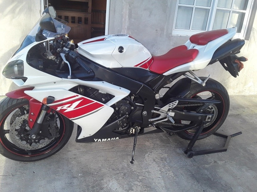 Yamaha R1 Pista