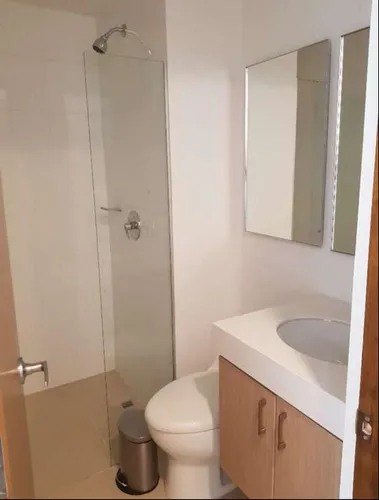 Vendo Apartamento Con Terraza En El Poblado- Los Balsos, Medellin.