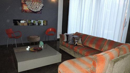 Imagen 13 de 17 de Casa En Venta En Una Planta De Tres Dormitorios Sobre Amplio Lote