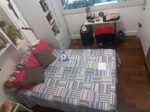 Cobertura À Venda, 2 Quartos, 1 Suíte, 1 Vaga, Ipanema - Rio De Janeiro/rj - 21576