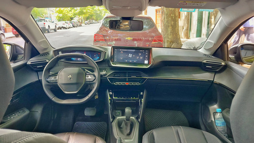 Peugeot 208 1.6 Feline Tiptronic