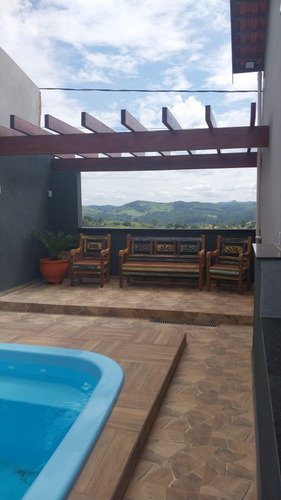 Casa Com 2 Quartos 3 Banheiros 1 Sala Grande E Garagem Grand