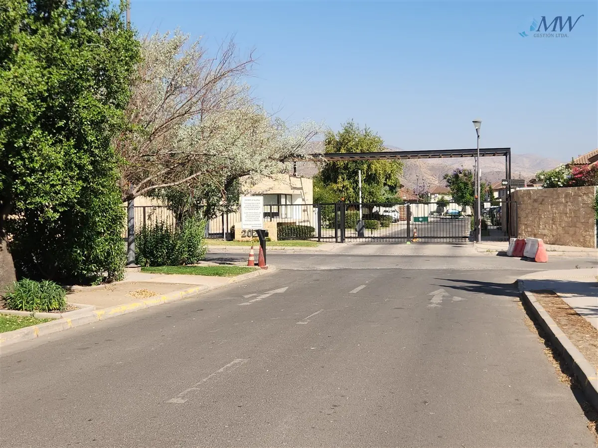 Imagen 2 de 30 de Casa En Venta De 3d 3b En Chicureo