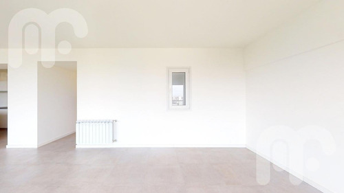 Imagen 8 de 30 de Venta Importante Piso Con Cochera