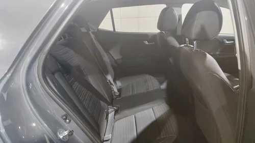 Kia Stonic Zenith Híbrido Mecánico 2022