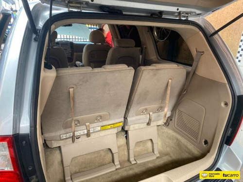 Kia Sedona Automática