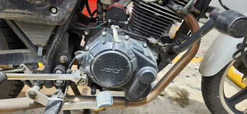 Akt Ne 125. No Tiene Soat Ni Tecno, Pero Esta Lista
