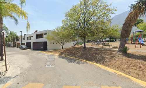 Venta De Casa En Recuperación Bancaria En Paseo Miúnich 387 Paseo De Cumbres Monterrey Ia15