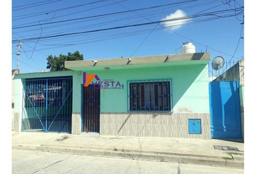 Casa En Venta Barrio Araoz * Zona Sur *