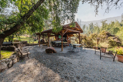Casa Condominio, Con Gran Entorno En La Naturaleza