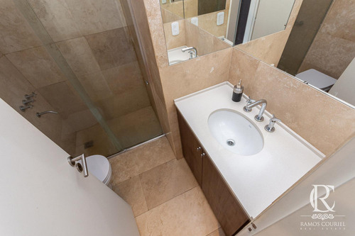Reservado! Venta Penthouse Con Increible Vista. Terraza Propia. 4 Amb, Cocina C/ Comedor Diario.