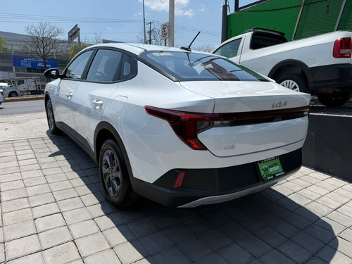 Kia K3 1.6 Lx Sedan At