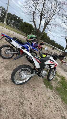 Honda Xr 250 Tornado 2023. 293 Muchisimos Accesorios, Nueva