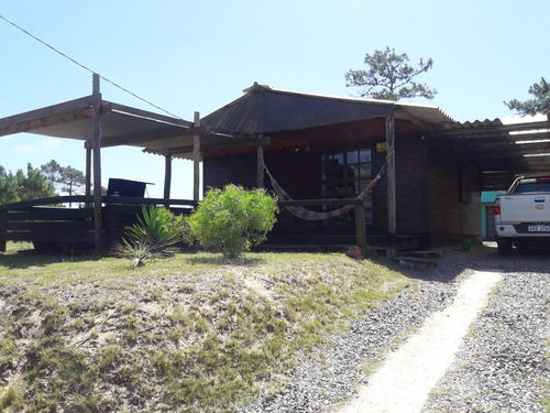 Imagen 8 de 16 de Cabañas De La Viuda Punta Del Diablo, Rocha
