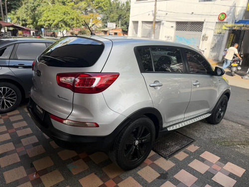 Kia Sportage 2.4 Revolution 4X4 At
